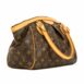 4057011-discount-louis-vuitton-handbag-02_a6ee1efb-0a58-4678-946f-7bd51efaf709