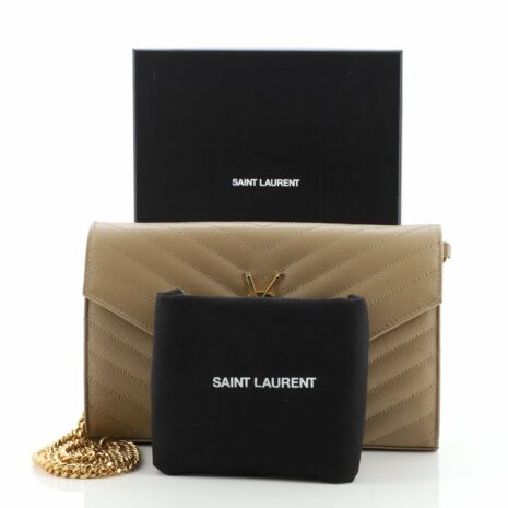 80911-237_20Saint_20Laurent_20Classic_20Monogram_20Wallet_20on_2D_0003