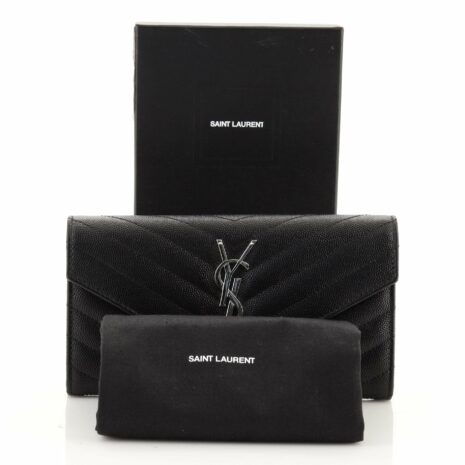 81119-26_20Saint_20Laurent_20Classic_20Monogram_20Flap_20Walle_2D_0003