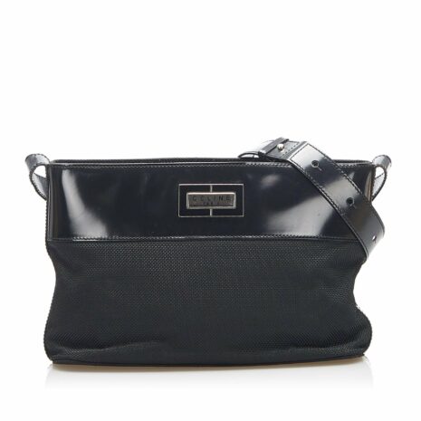 Celine-Canvas-Shoulder-Bag_135472_front_0_parent_d7af838c-9c51-4e04-aebb-68f1447b5591