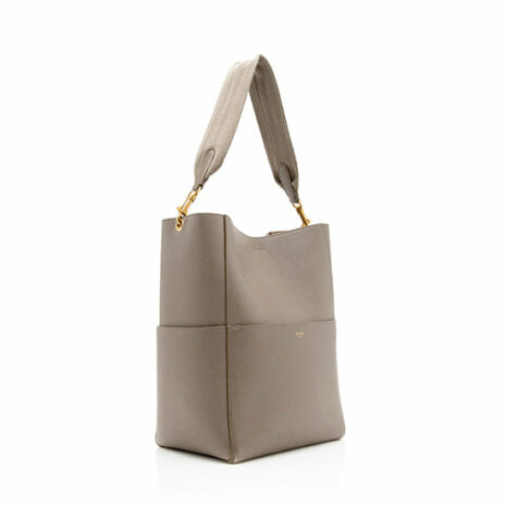 Celine-Soft-Grained-Calfskin-Sangle-Bucket-Bag_111472_right_angle_0_parent_7b1ccbb4-3fa8-4418-9ca1-b5069708ccd1
