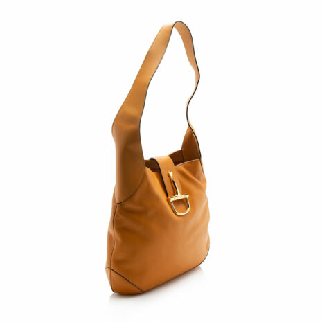 Celine-Vintage-Leather-Horsebit-Shoulder-Bag_123924_right_angle_0_parent_98df5a31-f904-4e63-991a-4c61ea7794e6
