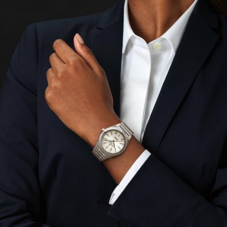 a10380591a1a1-chronomat-automatic-36-on-wrist