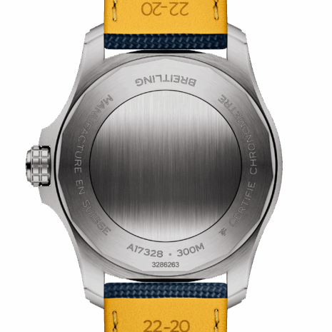 a17328101c1x1-avenger-automatic-42-back