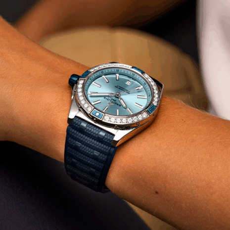 a17356531c1s1-super-chronomat-automatic-38-on-wrist