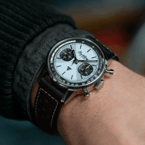 a23311121c1x1-top-time-triumph-on-wrist