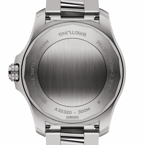 a32320101b1a1-avenger-automatic-gmt-44-back