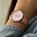 a77320d91k1p1-navitimer-32-on-wrist-2