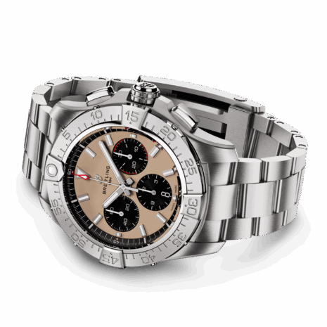 ab0147101a1a1-avenger-b01-chronograph-44-rolled-up