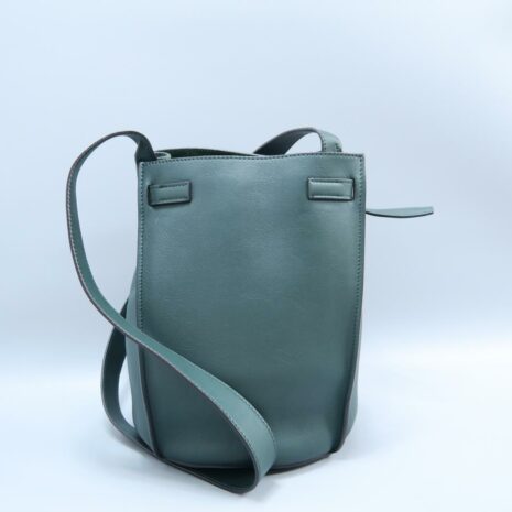 celine-bucket-big-green-calfskin-leather-shoulder-bag-1-0-960-960_0f047e9e-da75-40ed-a4b1-02fcbb4930f4