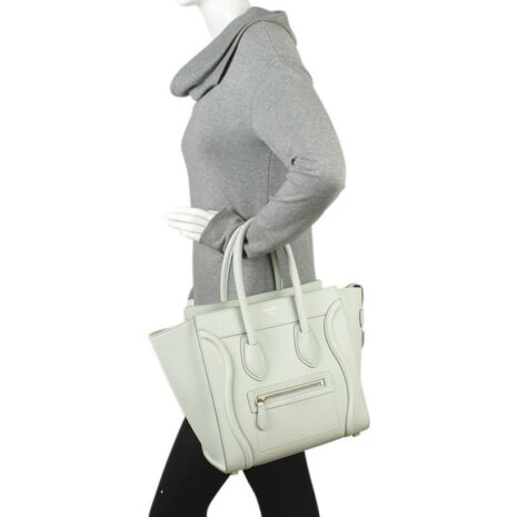 celine-jade-drummed-calfskin-153959-blue-leather-tote-1-0-960-960_dae07121-d284-44e0-900b-d68002c81d1f
