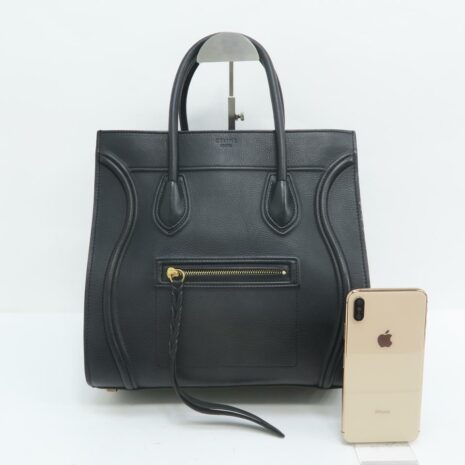 celine-luggage-phantom-medium-black-calfskin-leather-tote-1-0-960-960_3b1d6f63-c279-4779-abf2-25705ee982b0