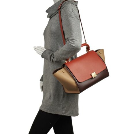 celine-trapeze-red-color-block-125442-multi-color-leather-tote-1-0-960-960_fd18e631-ca35-445b-a8e6-ec03a6cde0d0