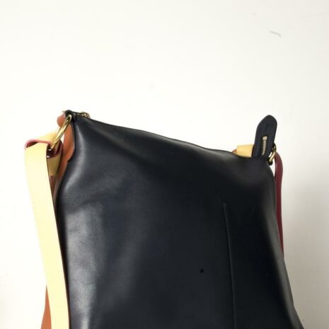 celine-twisted-cabas-zipped-tote-orange-leather-shoulder-bag-1-0-960-960_763065d2-c2fa-4681-9aa4-31eb6e2a785c