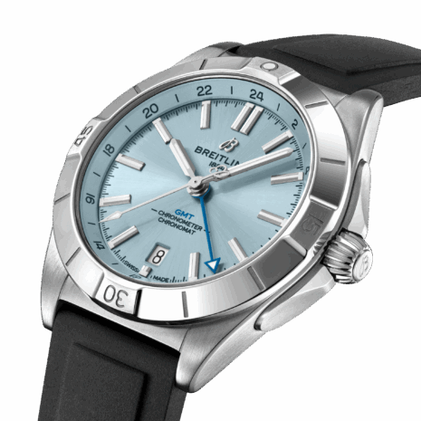 p32398101c1s1-chronomat-automatic-gmt-40-three-quarter