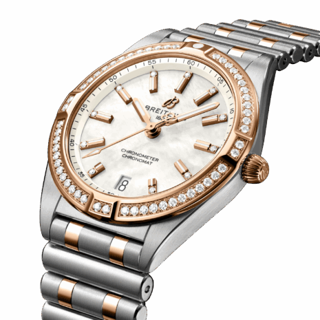 u77310591a2u1-chronomat-32-three-quarter